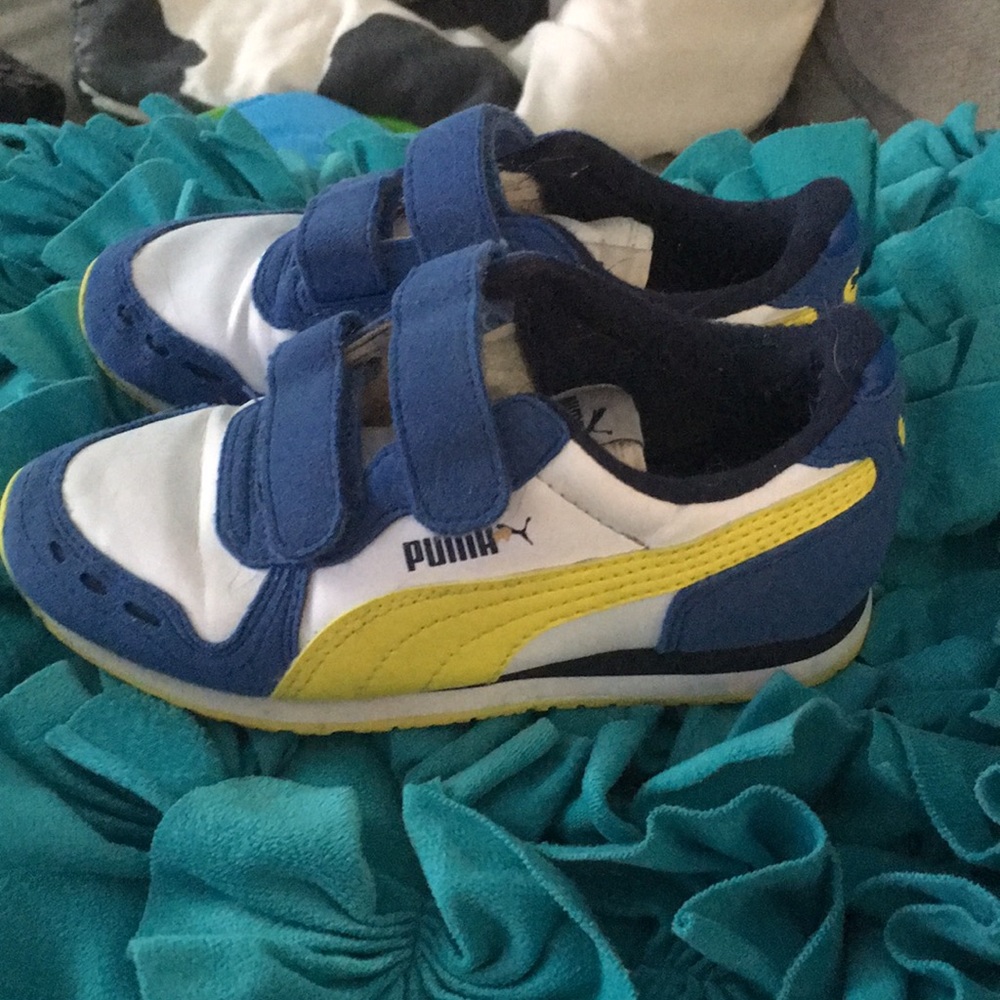 Puma kids sneakers
